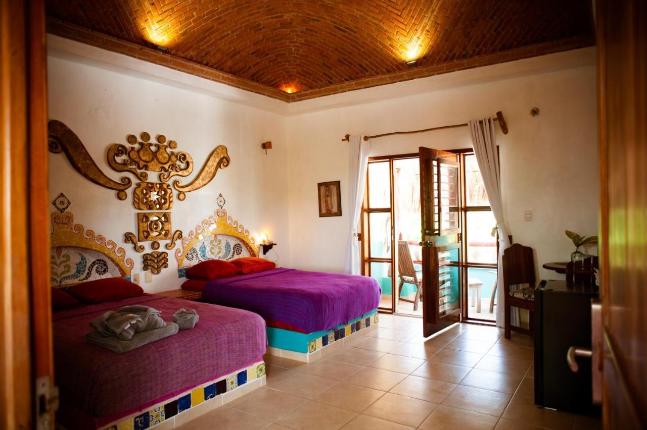 Nacional Beach Club & Bungalows Mahahual Bagian luar foto
