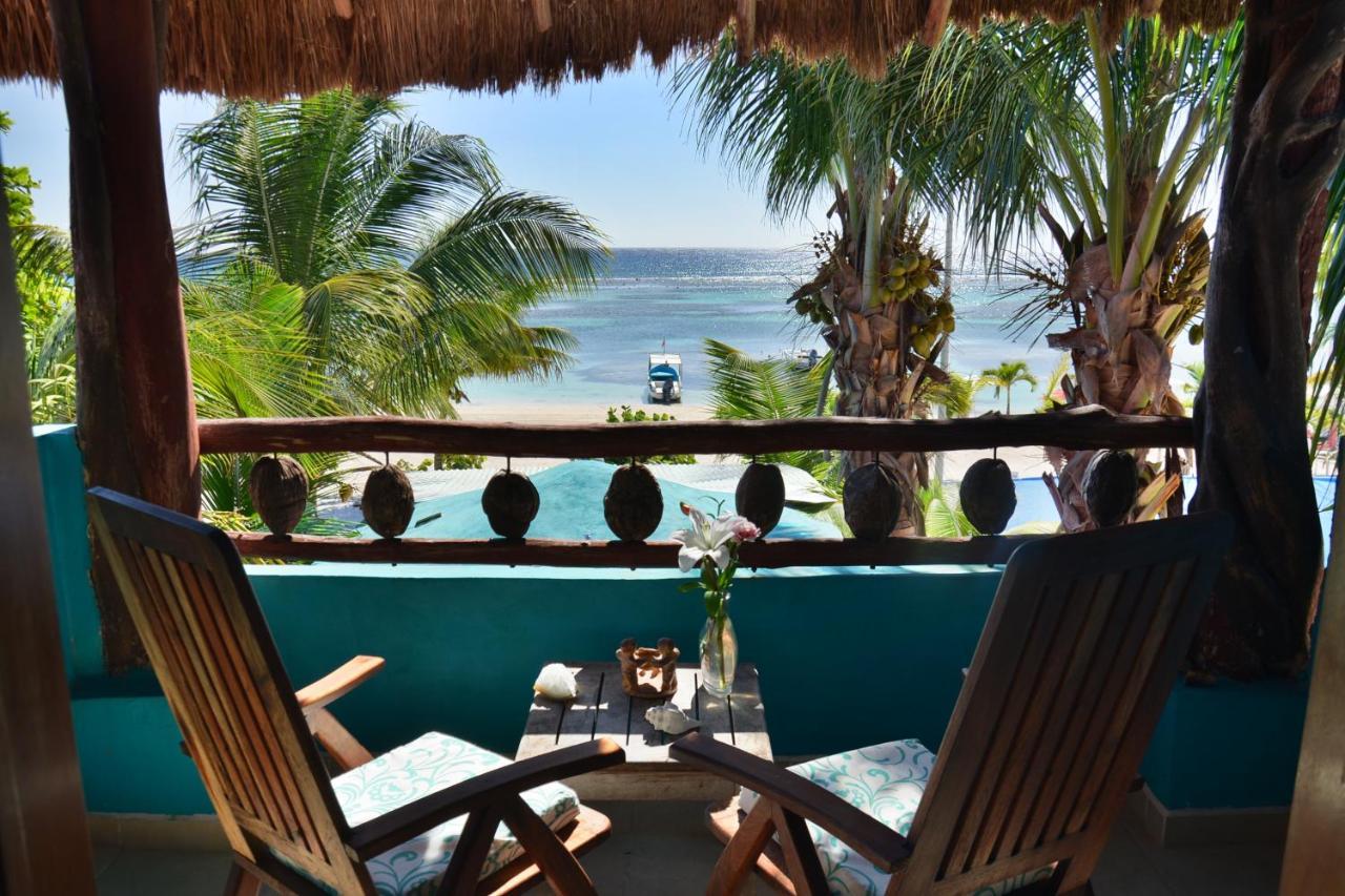 Nacional Beach Club & Bungalows Mahahual Bagian luar foto