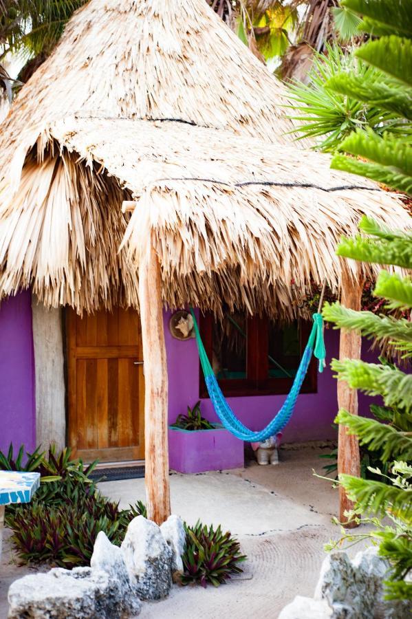 Nacional Beach Club & Bungalows Mahahual Bagian luar foto