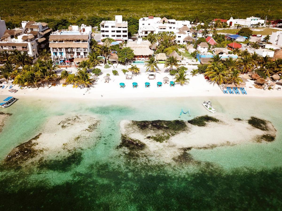 Nacional Beach Club & Bungalows Mahahual Bagian luar foto
