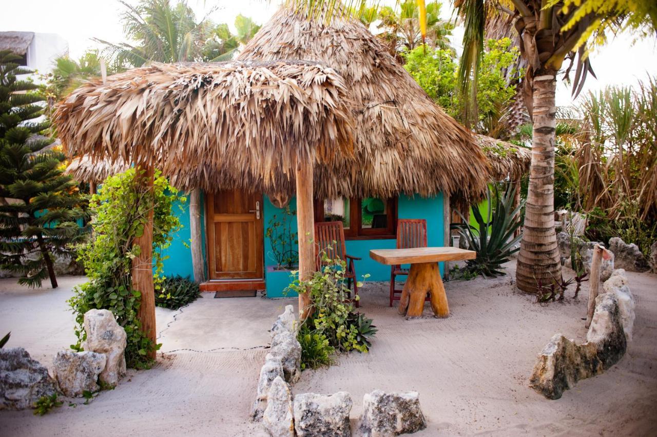 Nacional Beach Club & Bungalows Mahahual Bagian luar foto