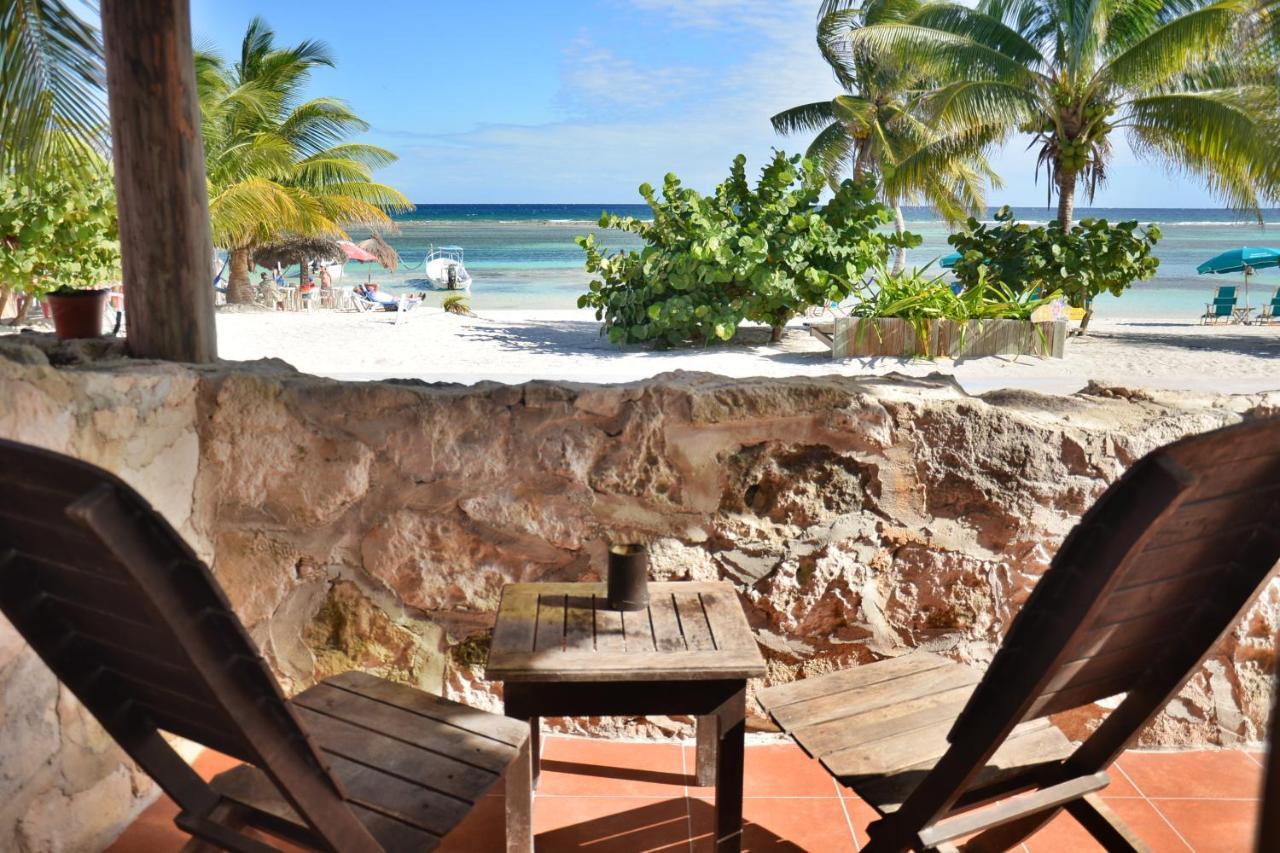 Nacional Beach Club & Bungalows Mahahual Bagian luar foto