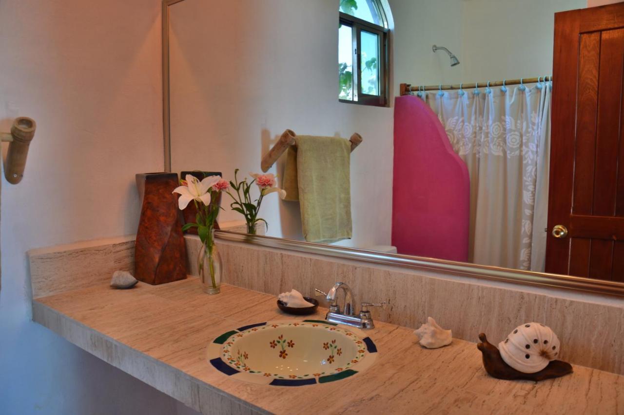Nacional Beach Club & Bungalows Mahahual Bagian luar foto